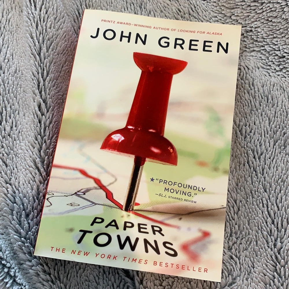 Paper Towns Book by John Green (new copy)